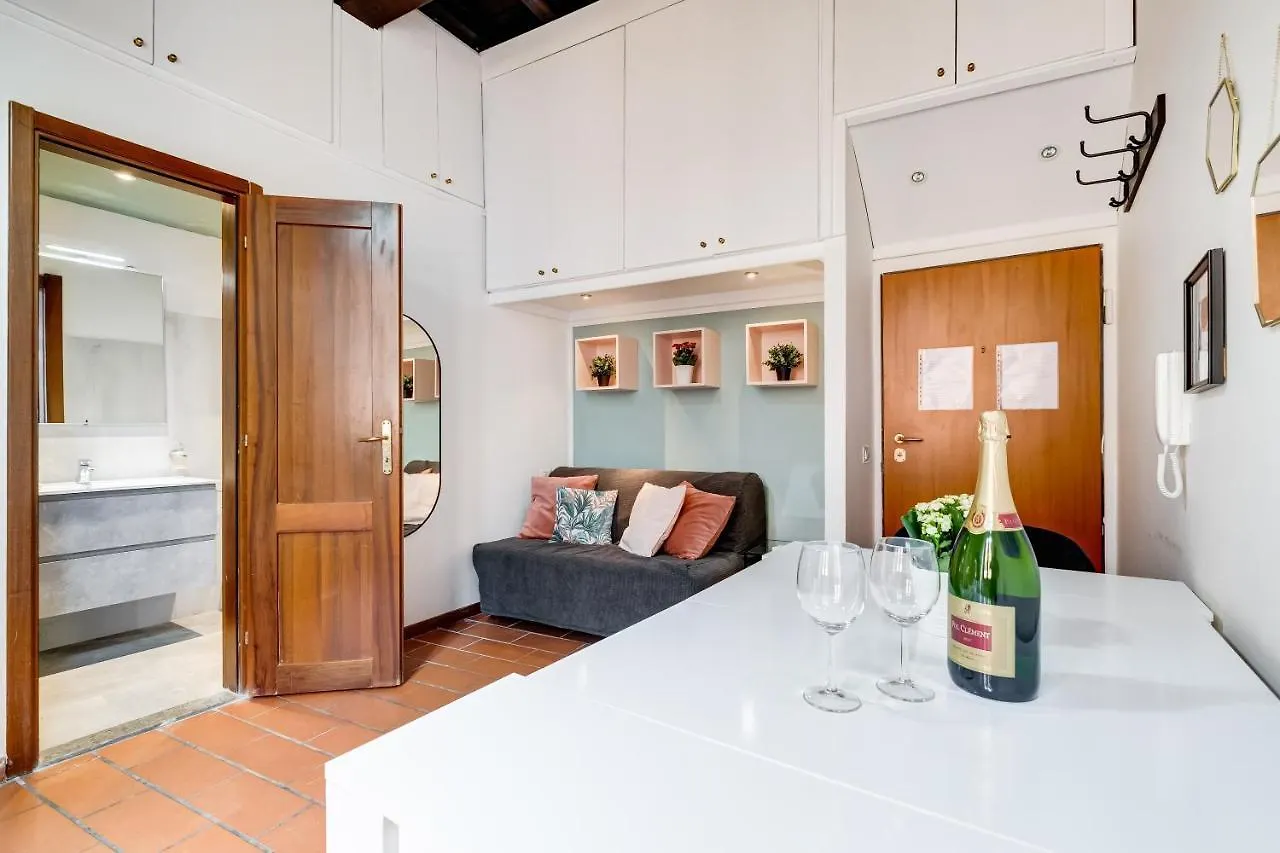 Bbl - Trevi 2Bdr Apartment Rzym 0*,